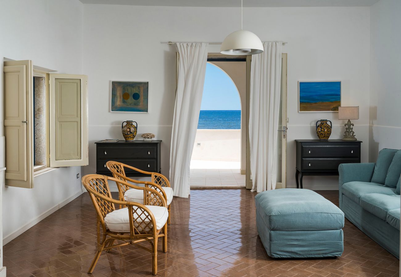 Villa in Noto - Beach front villa in Calabernardo, Noto, Sicily