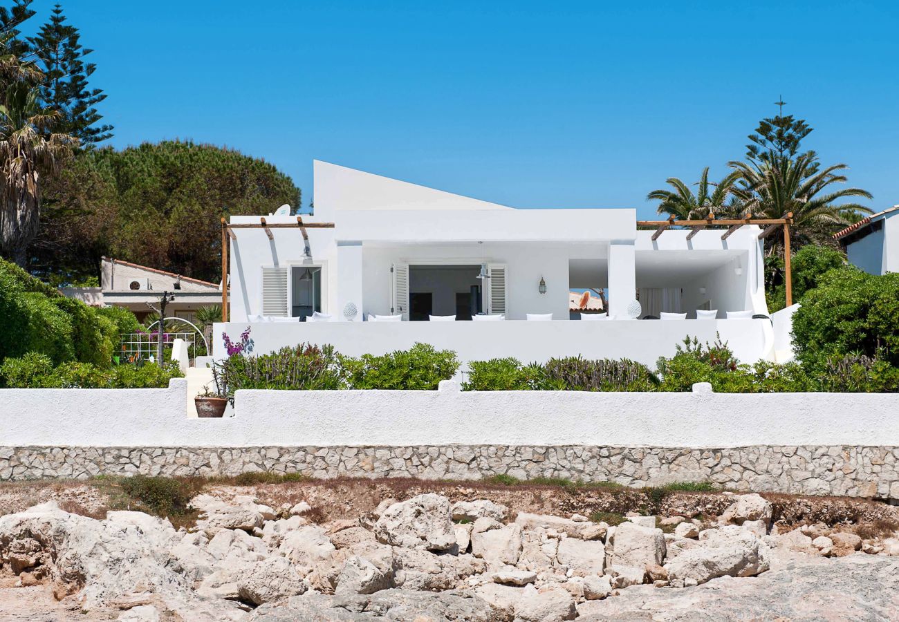 Villa in Syracuse - Sea front holiday villa in Fontane Bianche, Sicily