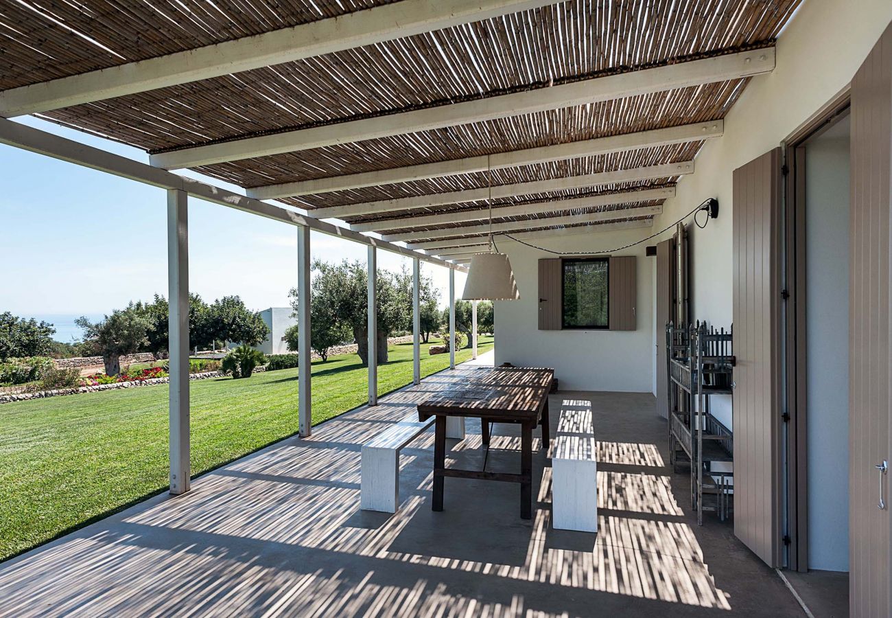 Villa in Scicli - Villa with terrace and private garden. Shared pool. In Scicli, Sicily - Ulivi