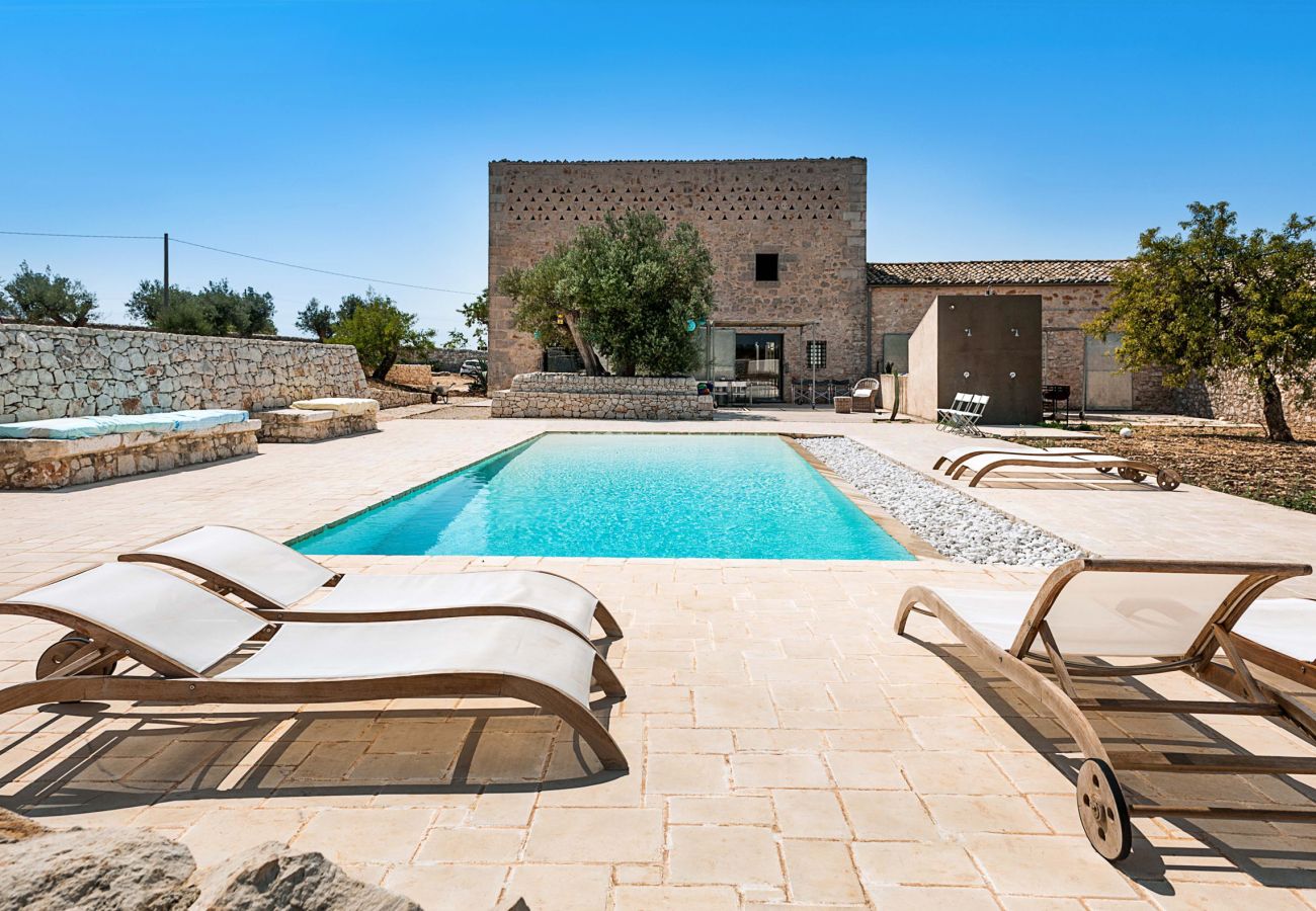 Villa in Santa Croce Camerina - Designer country villa with pool in Ragusa, Sicily - 11 pax