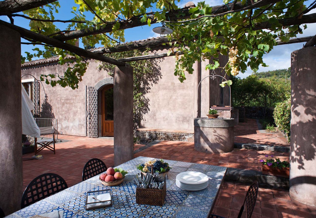 House in Trecastagni - Typical country villa for families near Etna, Sicily