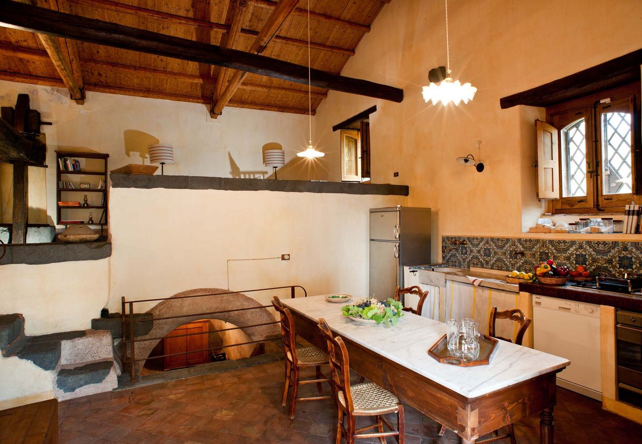 House in Trecastagni - Typical country villa for families near Etna, Sicily