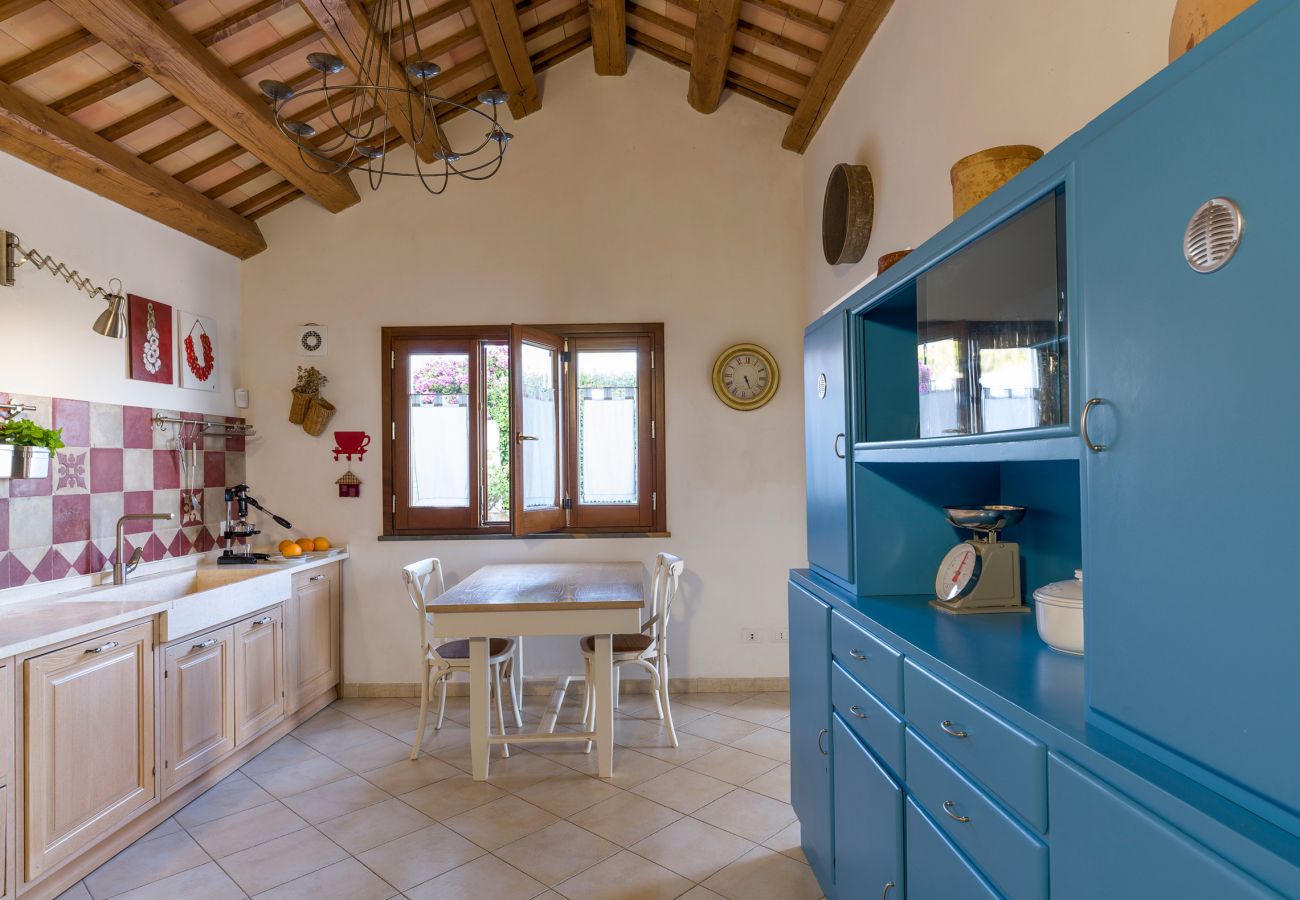 Villa in Buseto Palizzolo - Splendid country villa with pool