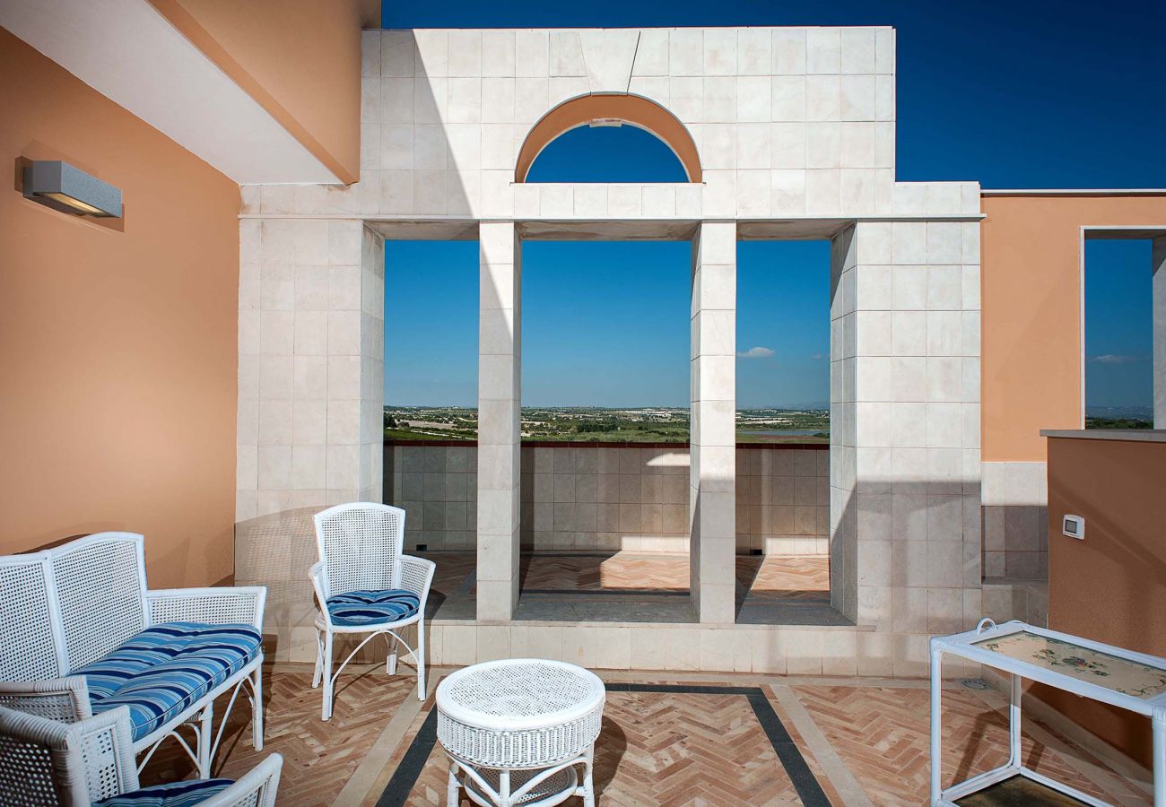 Villa in Noto - Villa with pool, 450 metres from sea of San Lorenzo, Noto, Sicily