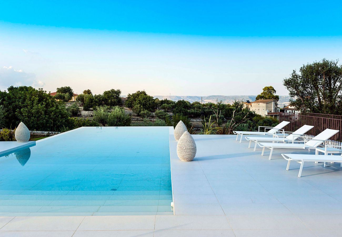 Villa in Frigintini - Luxury villa with pool in Modica, Sicily – 10 pax