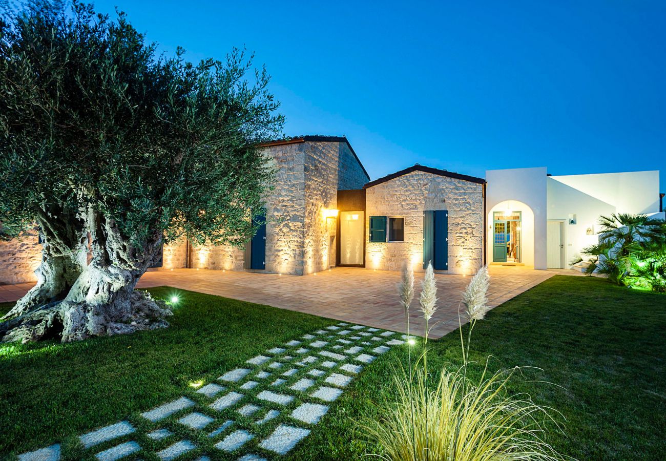 Villa in Frigintini - Luxury villa with pool in Modica, Sicily – 10 pax