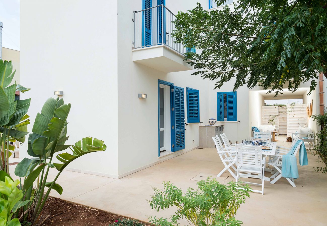 House in San Vito Lo Capo - Beautiful house with terrace, 80 metres from the beasch of San Vito lo Capo, Sicily