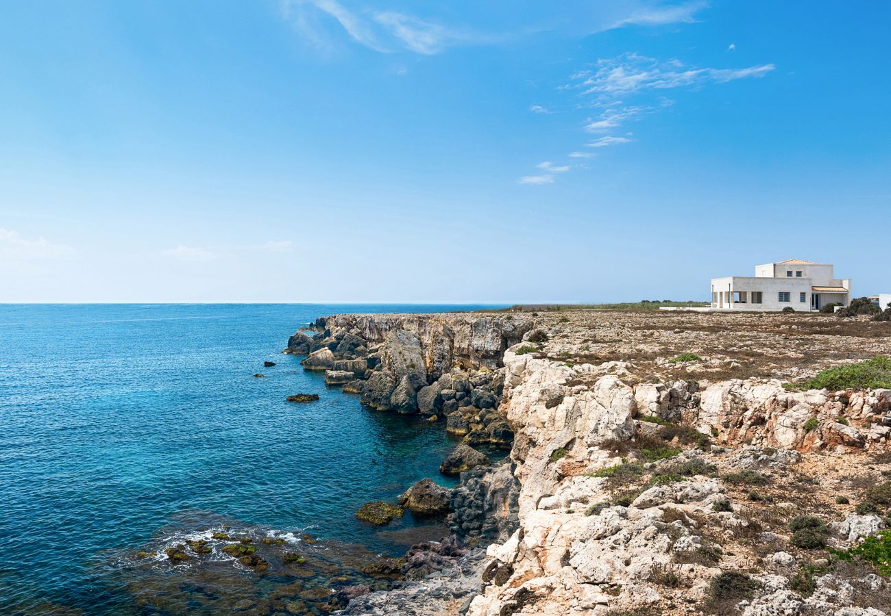 Villa in Portopalo di Capo Passero - Beach front villa, private pool, Portopalo, Sicily