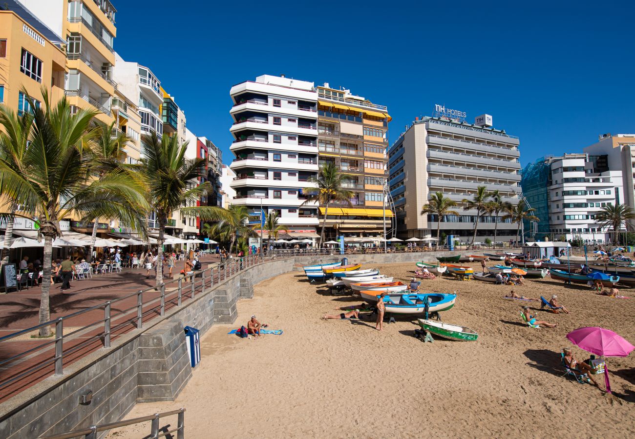 House in Las Palmas de Gran Canaria - Apartment with great  Balcony at the sea by CanariasGetaway