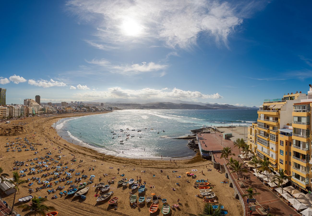 House in Las Palmas de Gran Canaria - Apartment with great  Balcony at the sea by CanariasGetaway