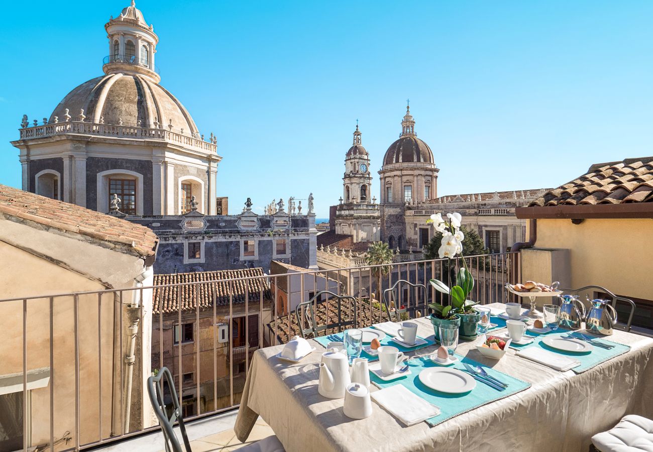 Apartment in Catania - Luxury apartment with terrace in the historical centre of Catania, Sicily