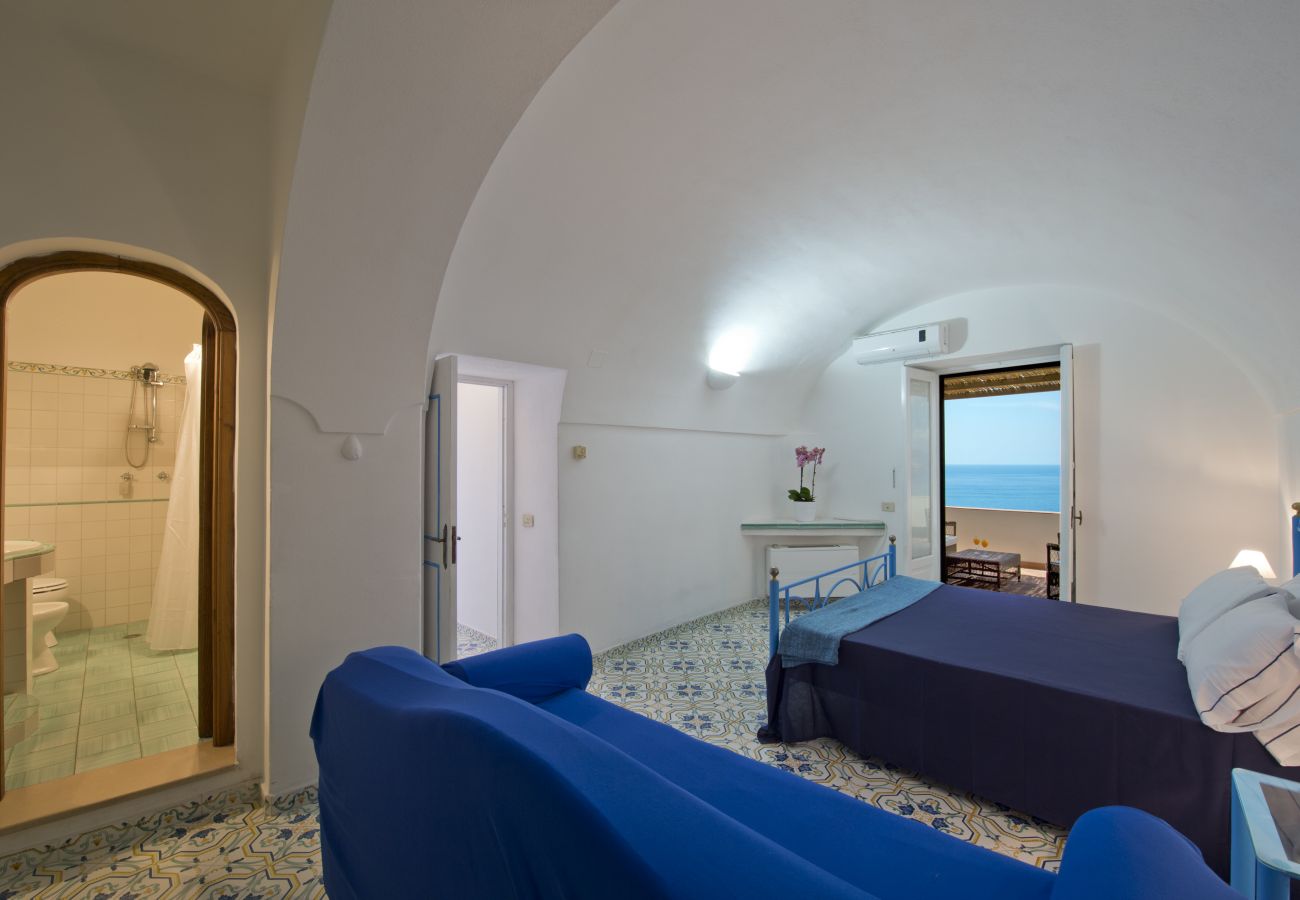 House in Praiano - Casa Sunset - Panoramic terrace overlooking Positano and Capri