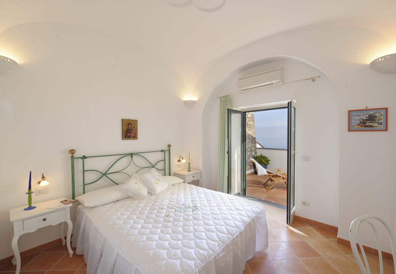 Villa in Praiano - Casa Alessia - Big terrace on the sea, ideal for large families