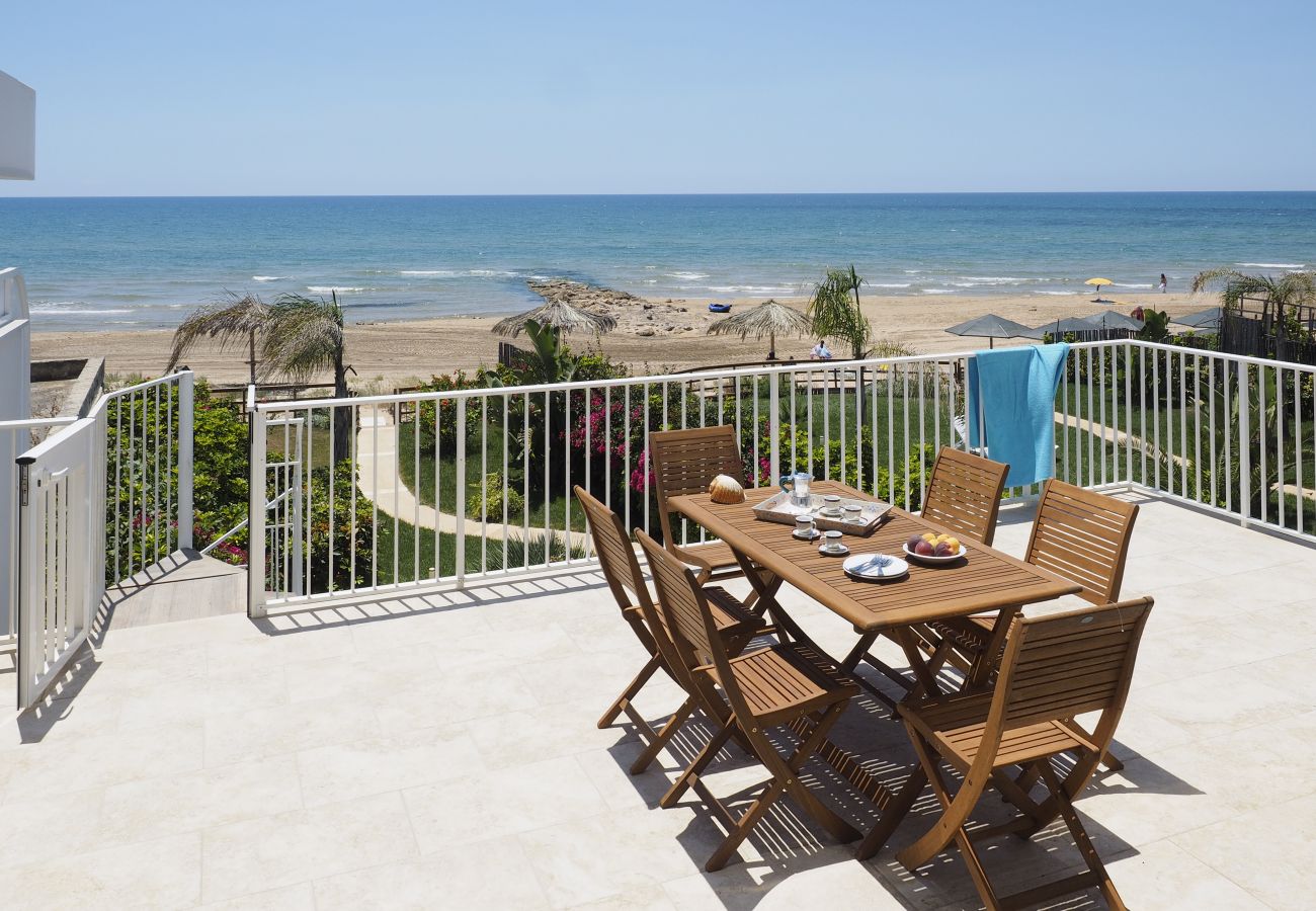 Villa in Donnalucata - Fabulous seafront villa in Donnalucata, Sicily