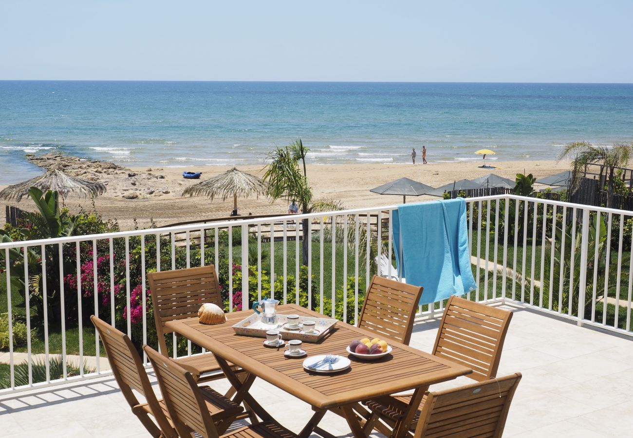 Villa in Donnalucata - Fabulous seafront villa in Donnalucata, Sicily