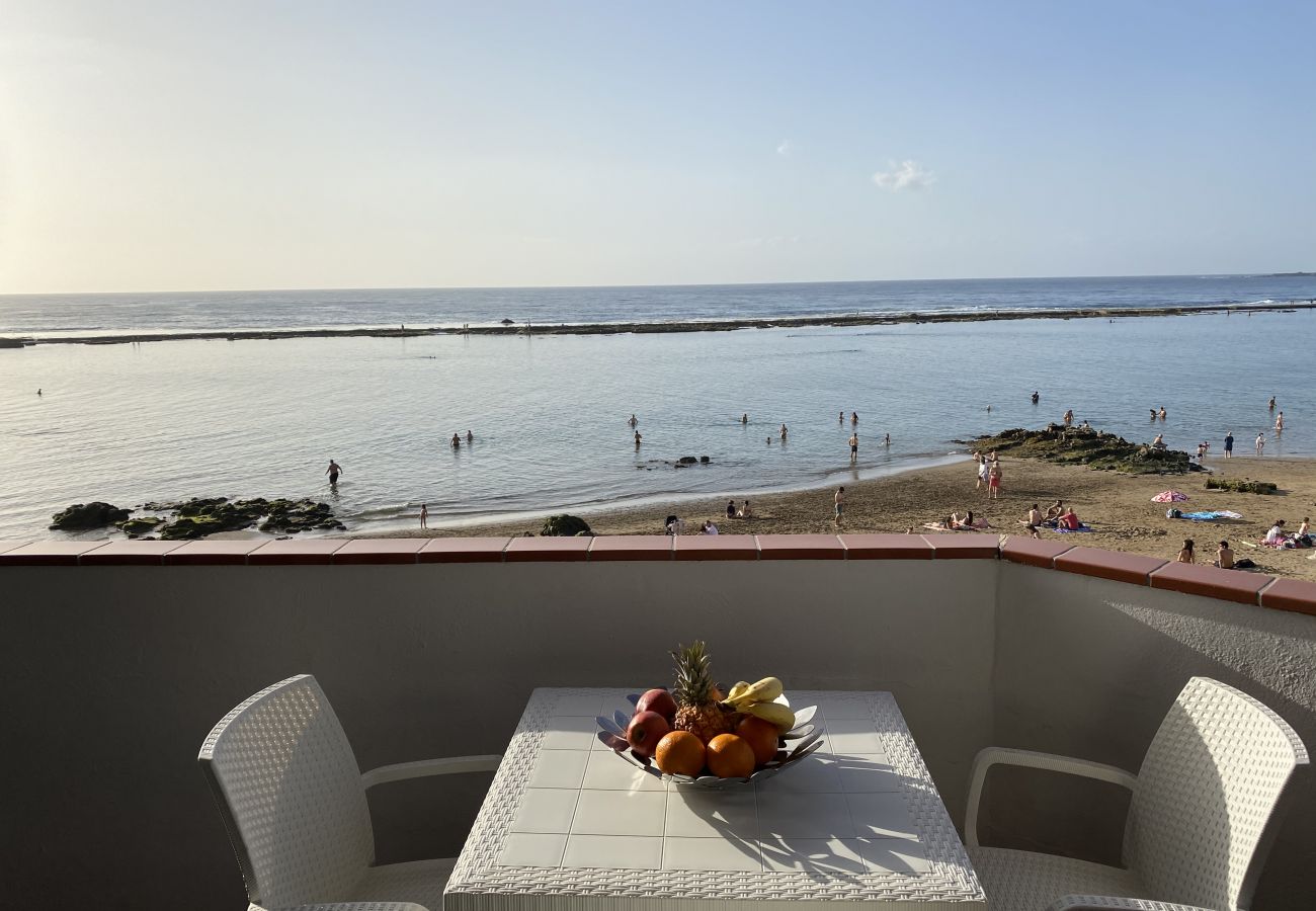 House in Las Palmas de Gran Canaria - Vista Dorada al mar balcón-Wifi By Canariasgetaway