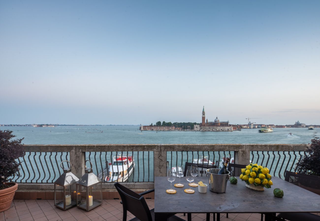 Apartment in Venice - Attic Boutique San Marco