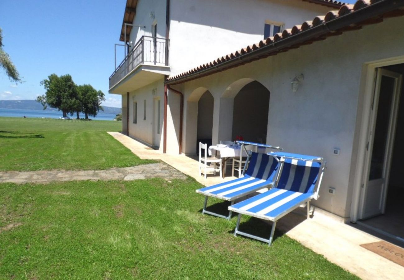 holiday apartment Maris direclty on Lake Bolsena