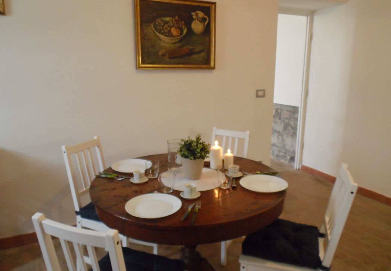 dining table in the country house in Montefiascone