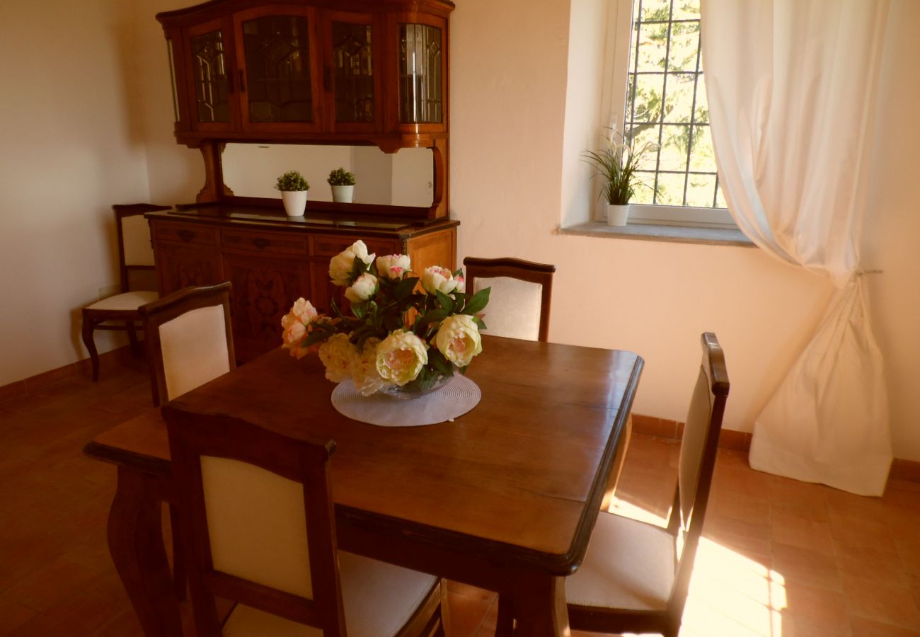 dining room in the country house at Lake Bolsena