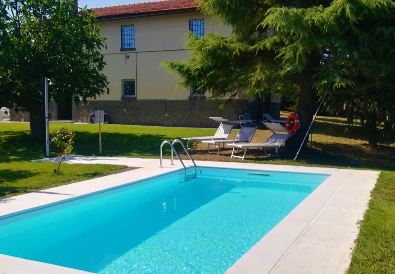 Villa in Montefiascone - Casale Vallalta - Single House with Pool