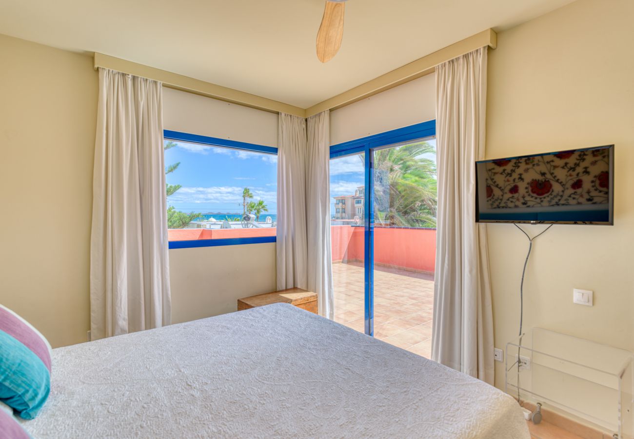 Villa in Corralejo - Long Beach with pool By CanariasGetaway 