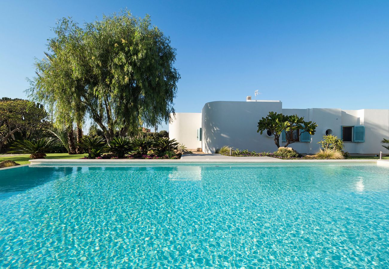 Villa in Paceco - Villa with pool, 450 metres from sea, near Trapani, Sicily - 14 pax