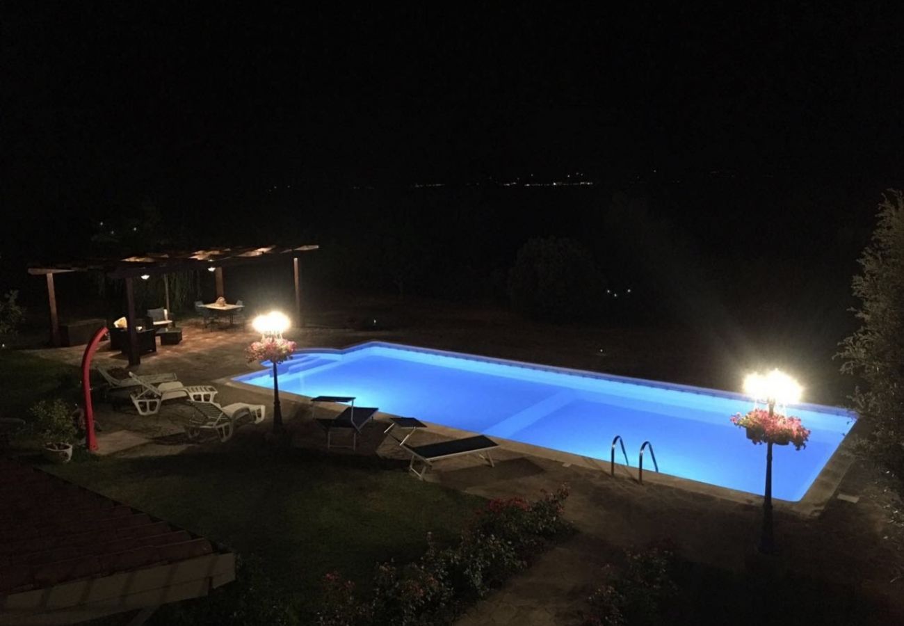 Apartment in Bolsena - Villa Montesegnale