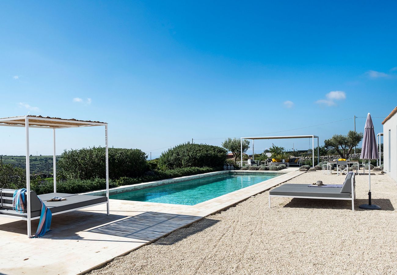 Villa in Ragusa - Designer country villa with pool in Ragusa, Sicily