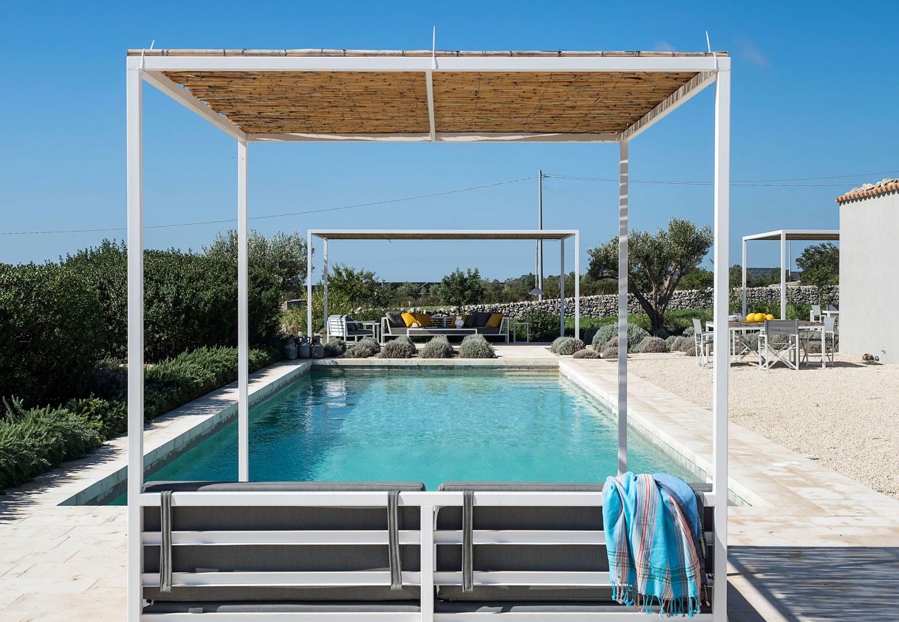 Villa in Ragusa - Designer country villa with pool in Ragusa, Sicily