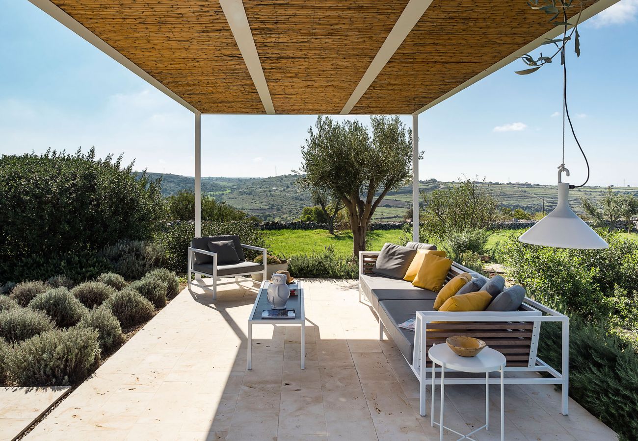 Villa in Ragusa - Designer country villa with pool in Ragusa, Sicily