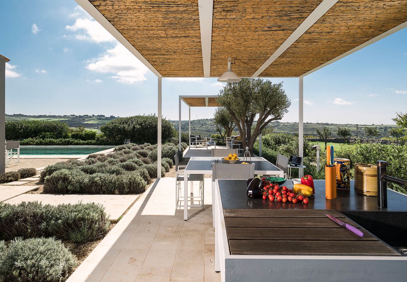 Villa in Ragusa - Designer country villa with pool in Ragusa, Sicily