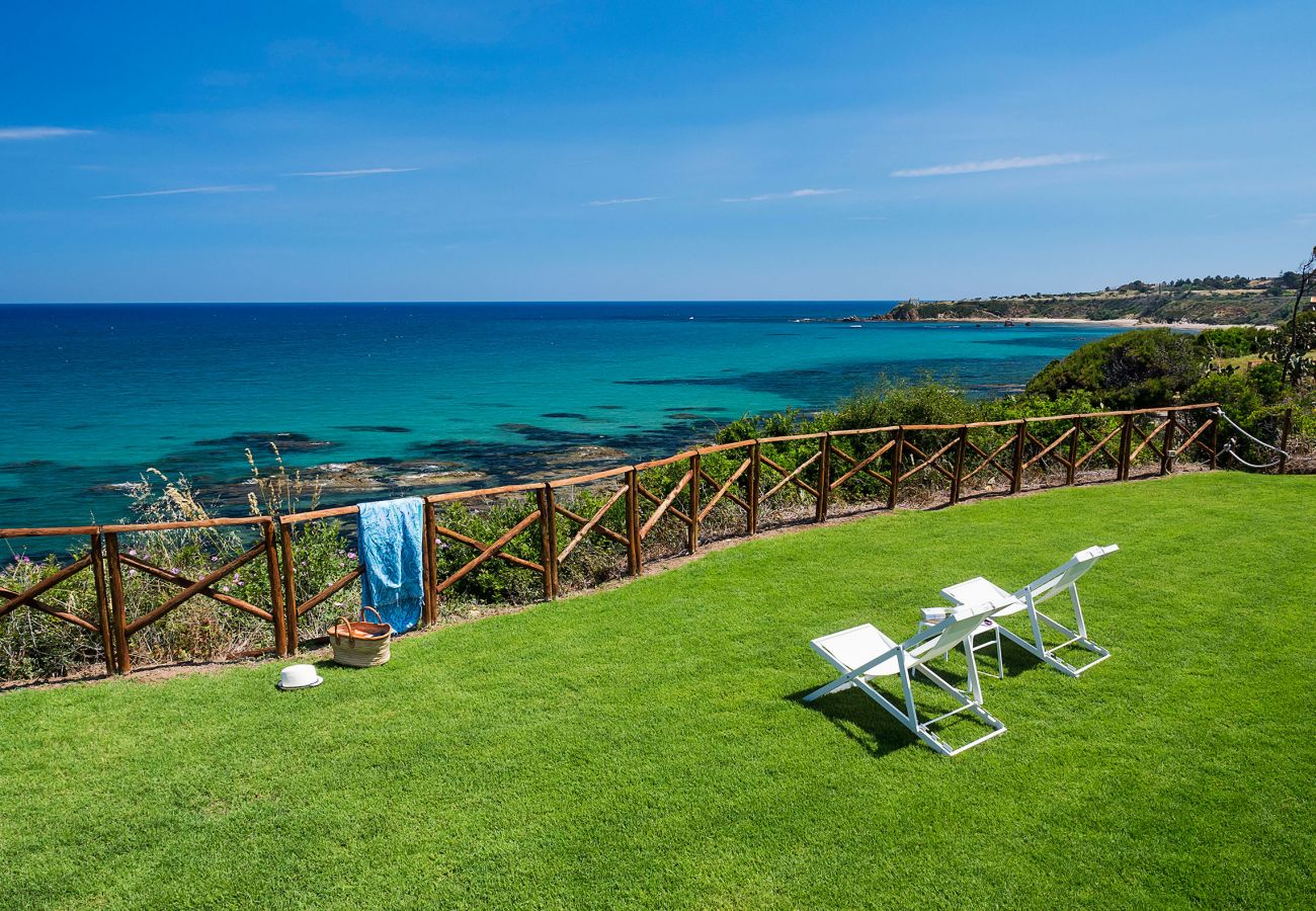 Villa in Cefalù - Seafront villa with terrace, Cefalù, Sicily