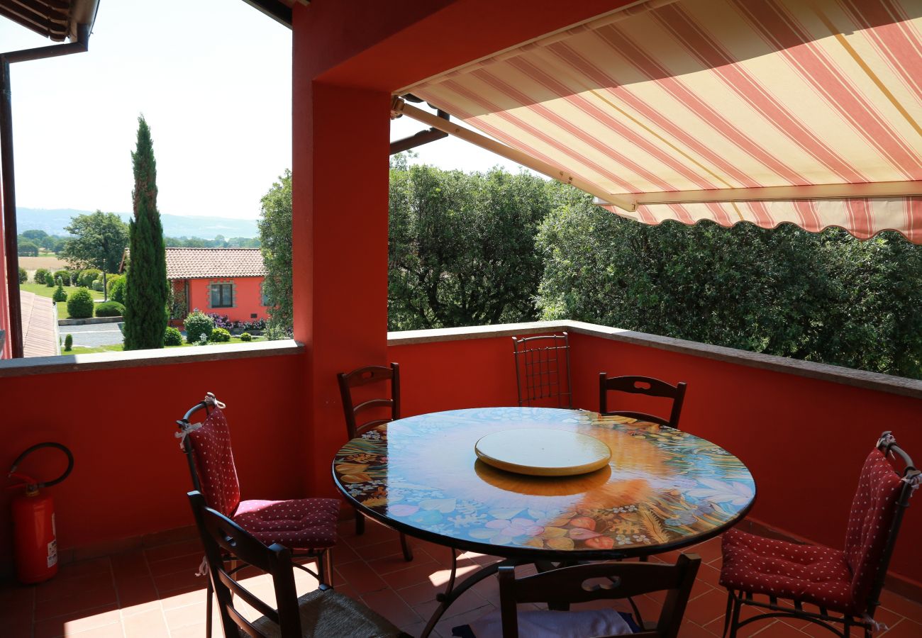 Apartment in Bolsena - Casa Contadino-Holiday Appartment with view on the lake