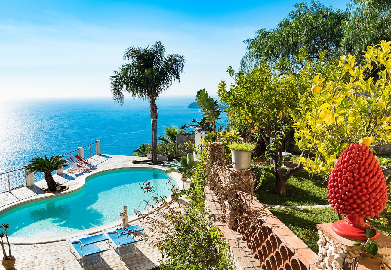 Villa in Taormina - Stunning panoramic villa in Taormina Bay, Sicily