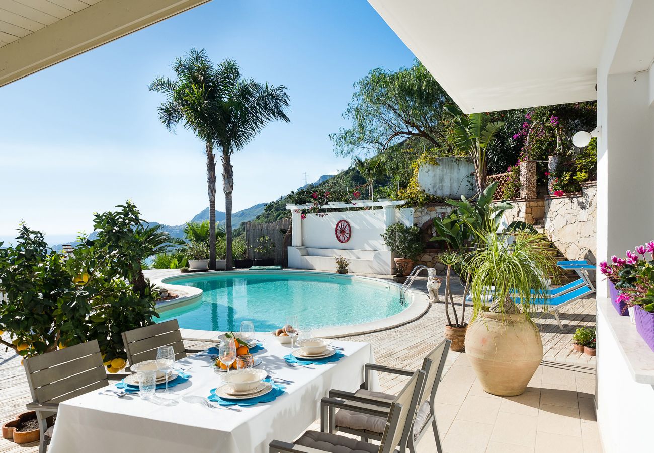 Villa in Taormina - Stunning panoramic villa in Taormina Bay, Sicily