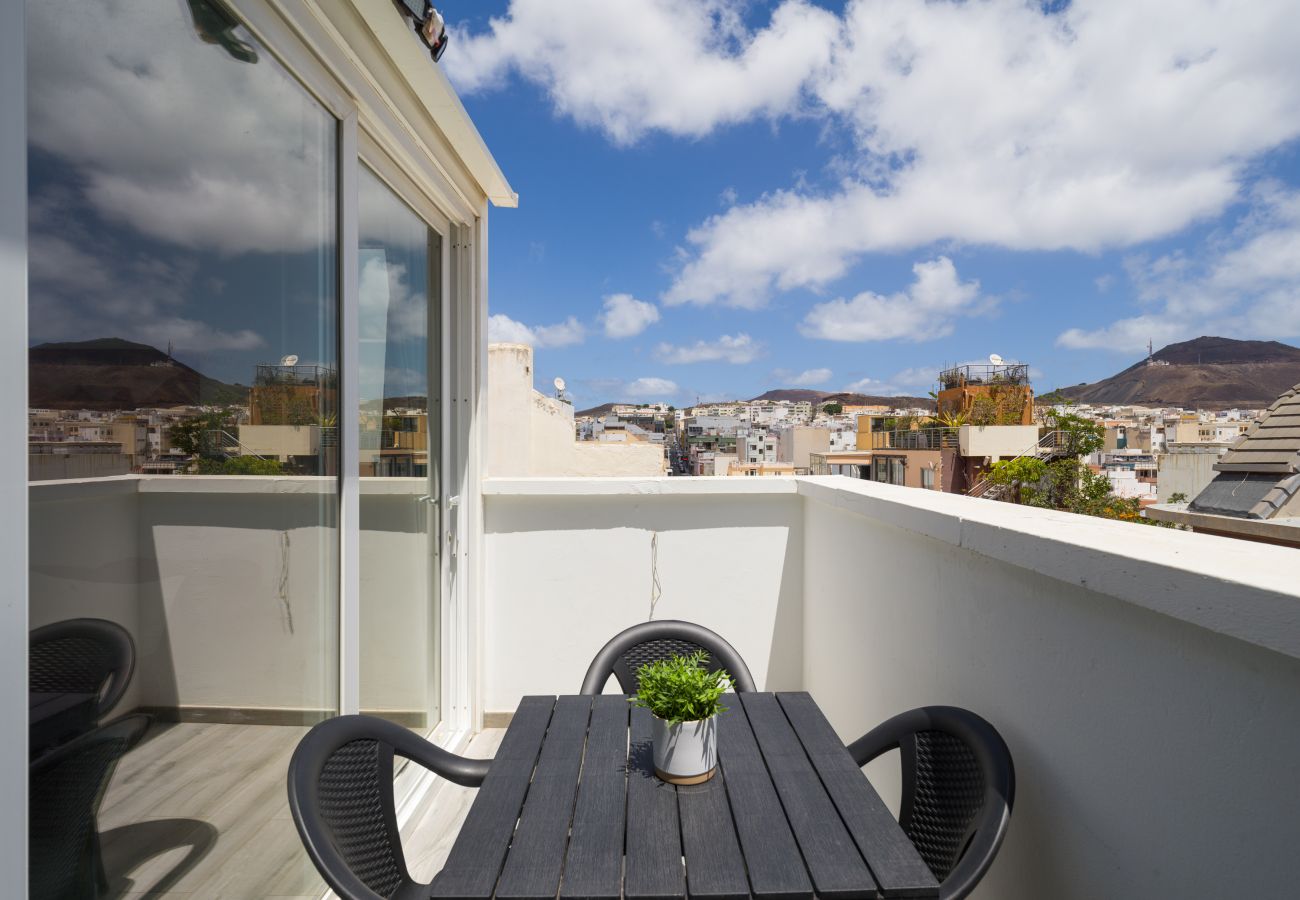 House in Las Palmas de Gran Canaria - Penthouse+Terrace city seaview By CanariasGetaway 