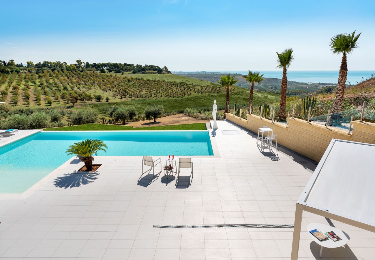 Villa in Ribera - Luxury villa with pool situated near Ribera, Agrigento, Sicily – 6 pax