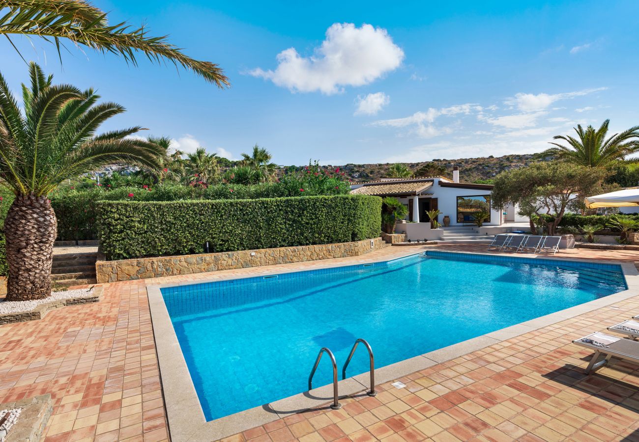 Villa in San Vito Lo Capo - Beautiful villa with pool just a few hundred metres from San Vito Lo Capo’s beach