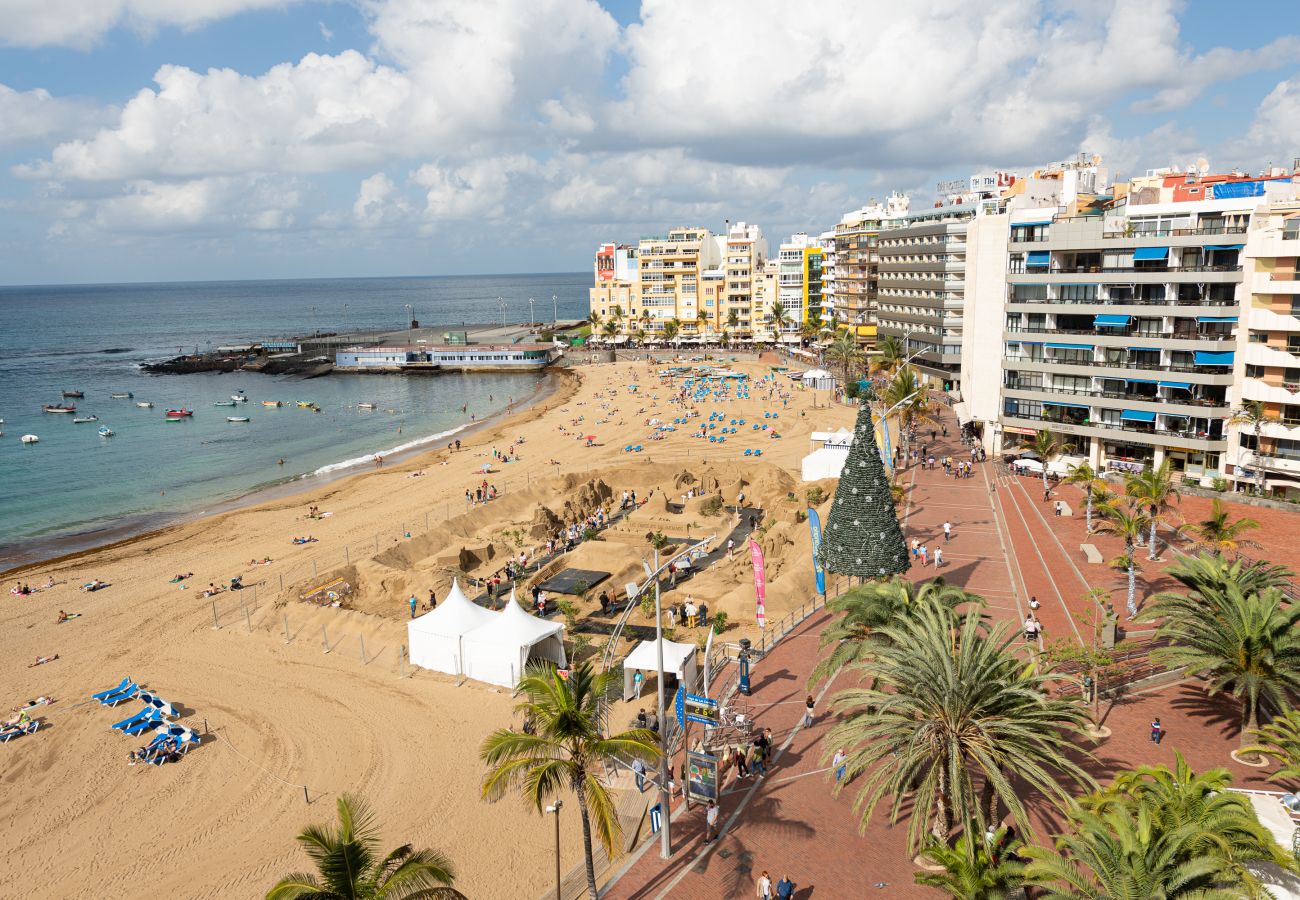 House in Las Palmas de Gran Canaria - Awesome beachfront terrace By CanariasGetaway 