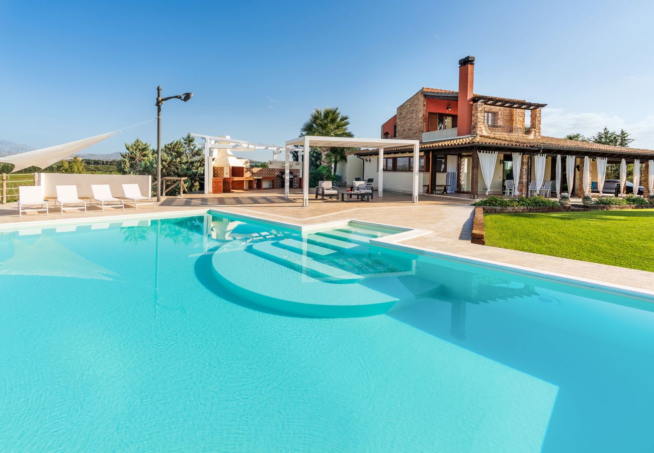 Villa in Paceco - Comfortable villa with pool situated in a splendid panoramic location near Trapani