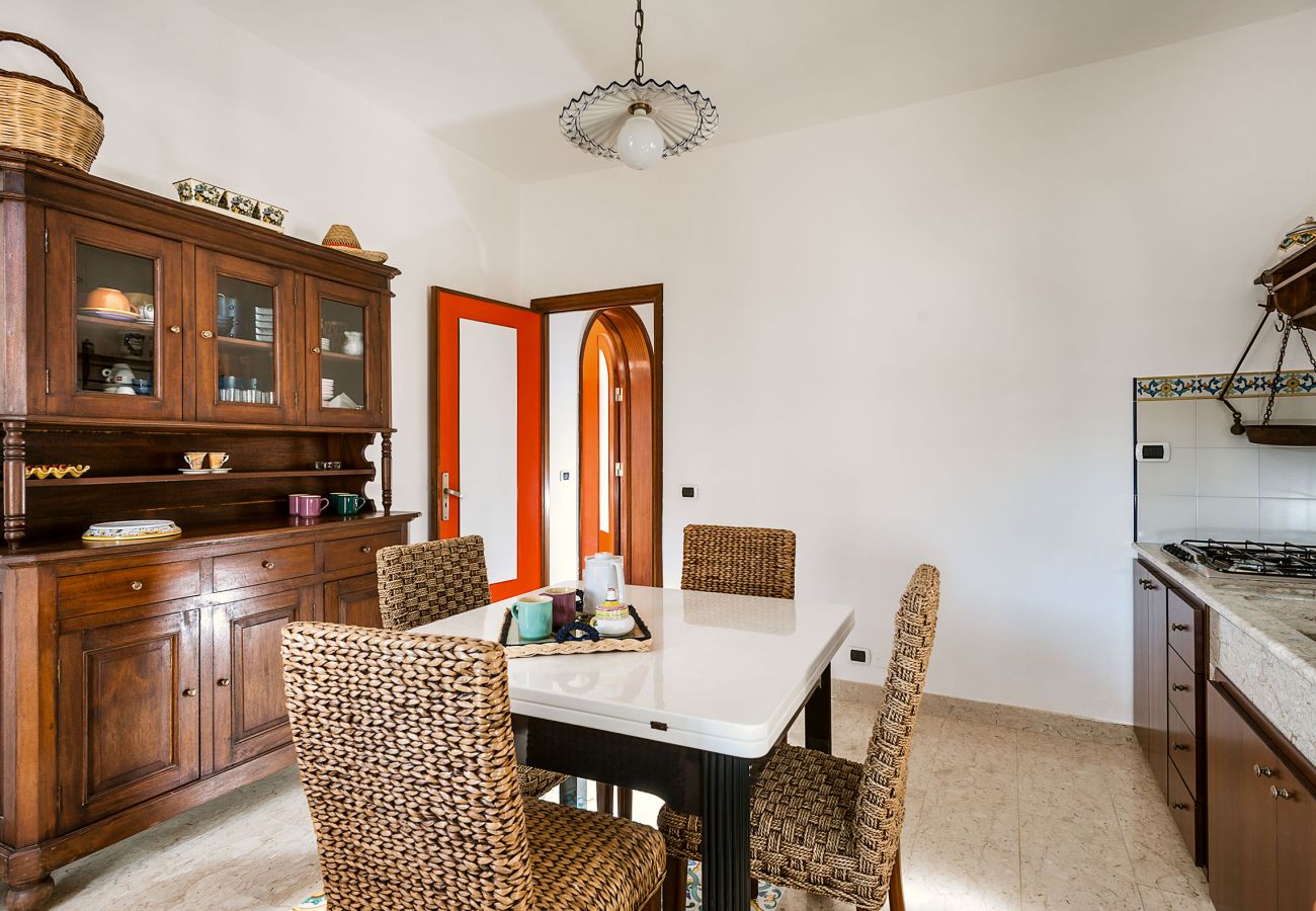 Villa in Custonaci - Villa with private pool, sea front location, in Cornino not far from Trapani