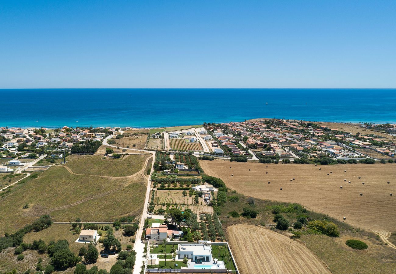 Villa in Noto - Pool villa, 300 metres from beach, San Lorenzo, Sicily