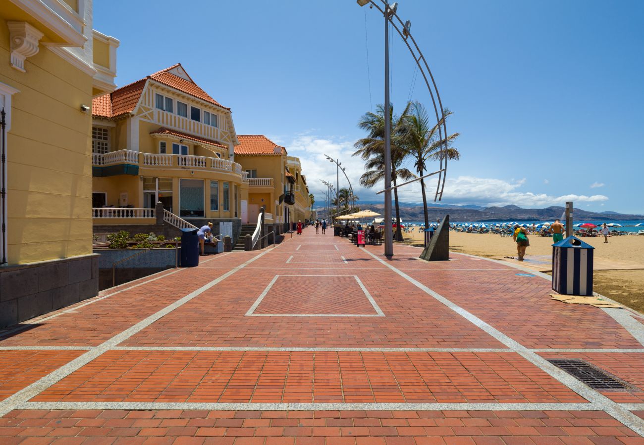 House in Las Palmas de Gran Canaria - Eli Home on the beach+Parking + Airco by CanariasGetaway