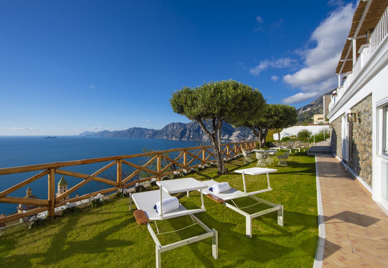 Villa in Praiano - Luxury Villa Malika - Breathtaking view of Capri and Positano