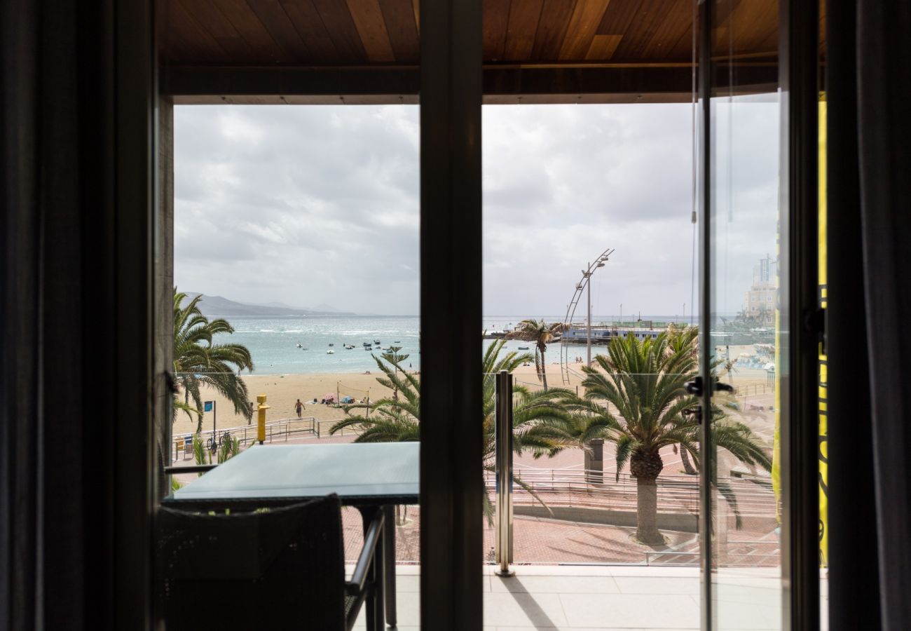 House in Las Palmas de Gran Canaria - Balcony above the Sea -2I By CanariasGetaway 