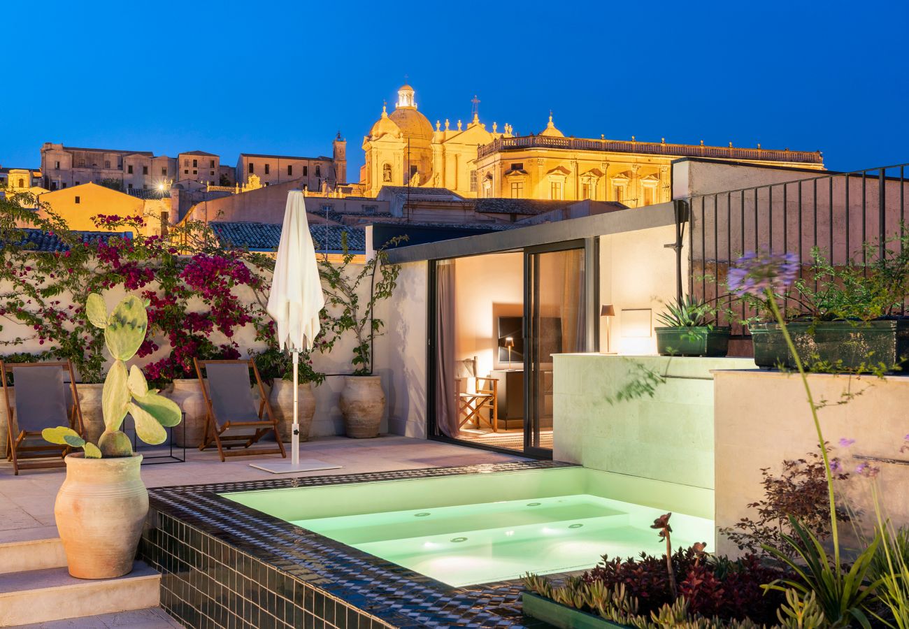 Apartment in Noto - Exclusive property with terrace and plunge-pool, Noto, Sicily