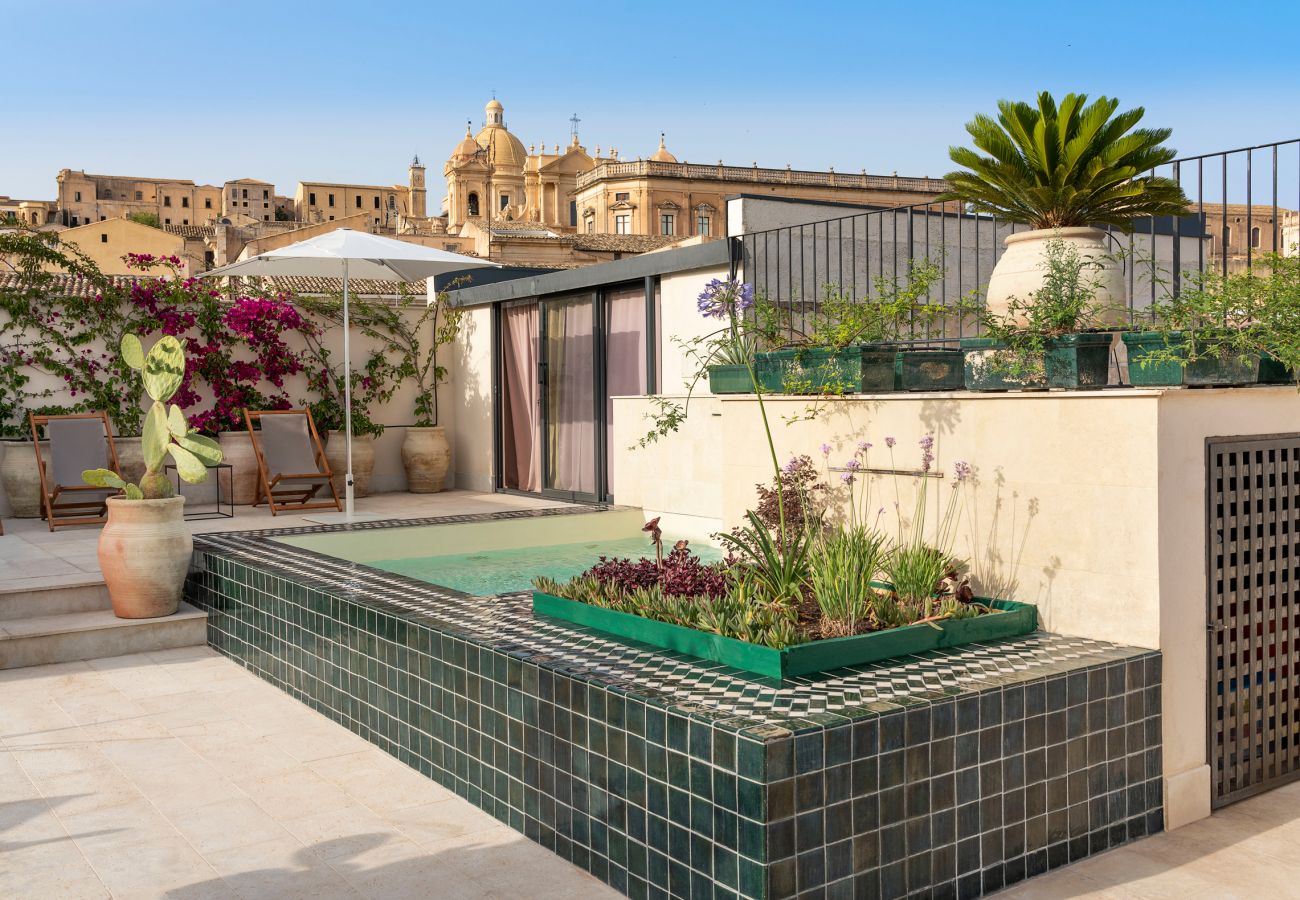 Apartment in Noto - Exclusive property with terrace and plunge-pool, Noto, Sicily