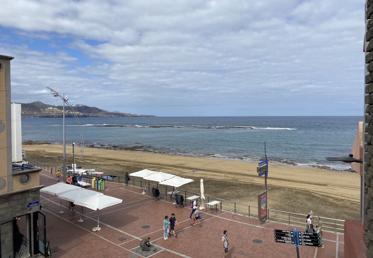 House in Las Palmas de Gran Canaria - Corner las Canteras Beach by Canariasgetaway