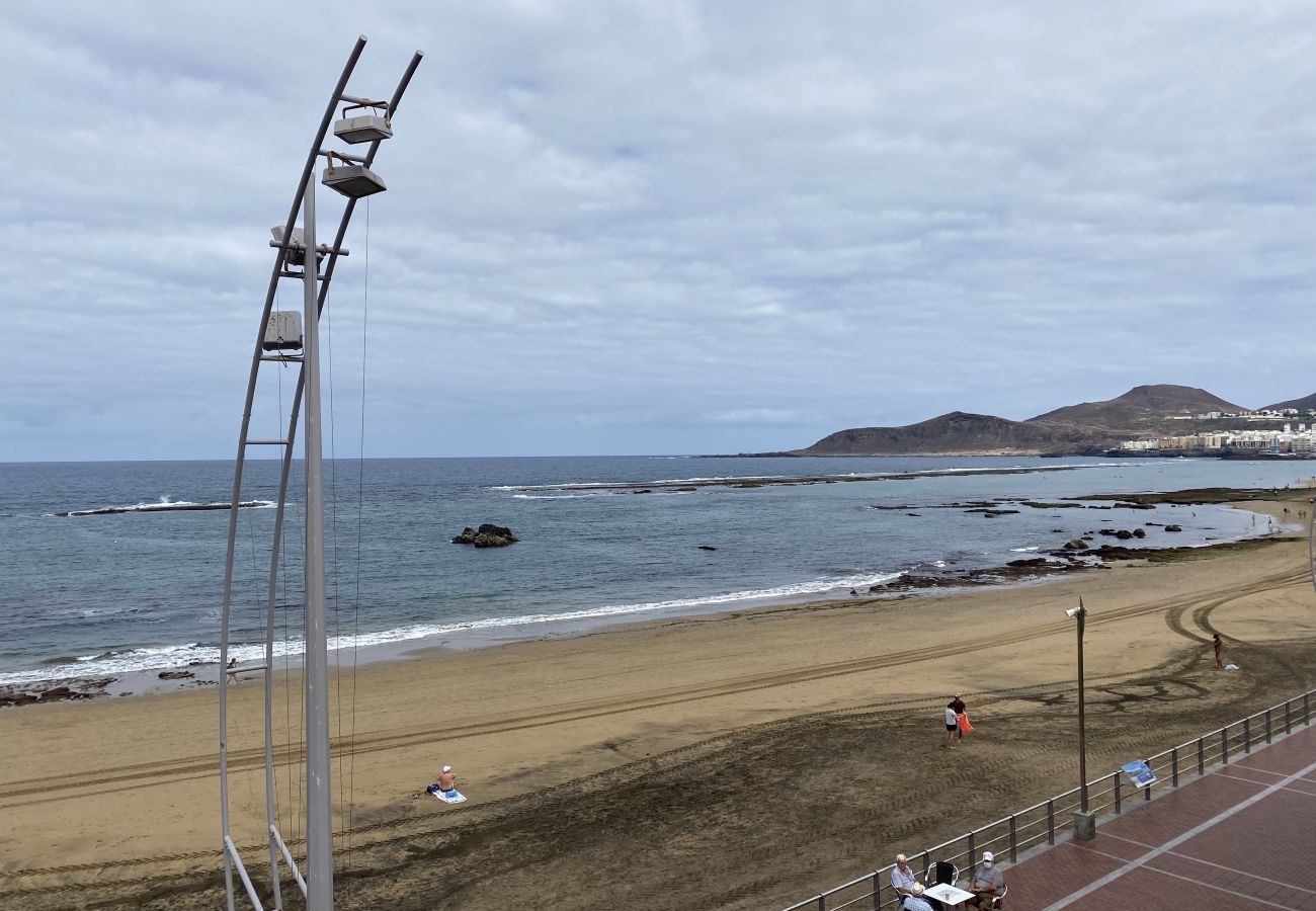 House in Las Palmas de Gran Canaria - Corner las Canteras Beach by Canariasgetaway